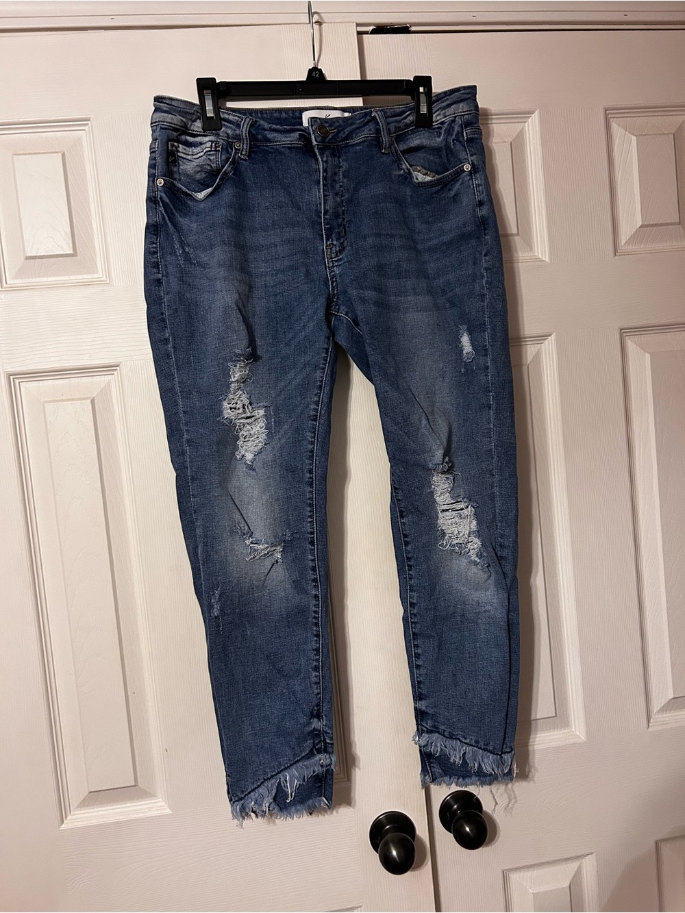 Kan Can Distressed High-Rise Blue Jeans